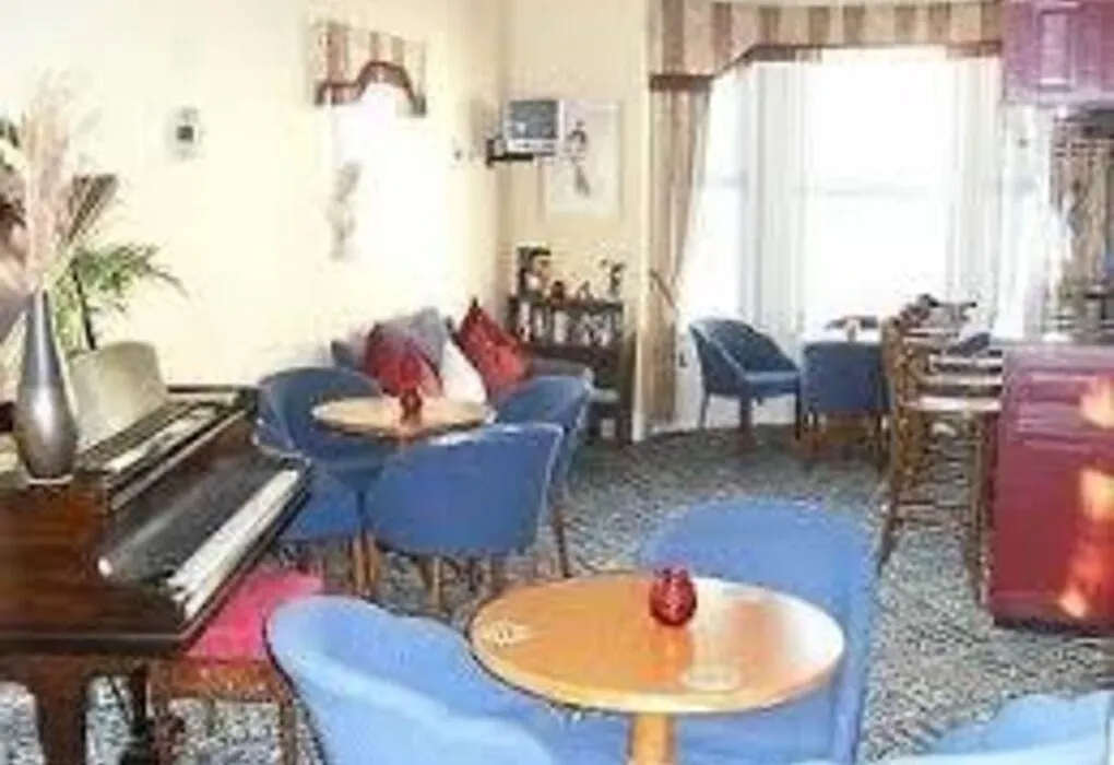 The Claremont B&B-1
